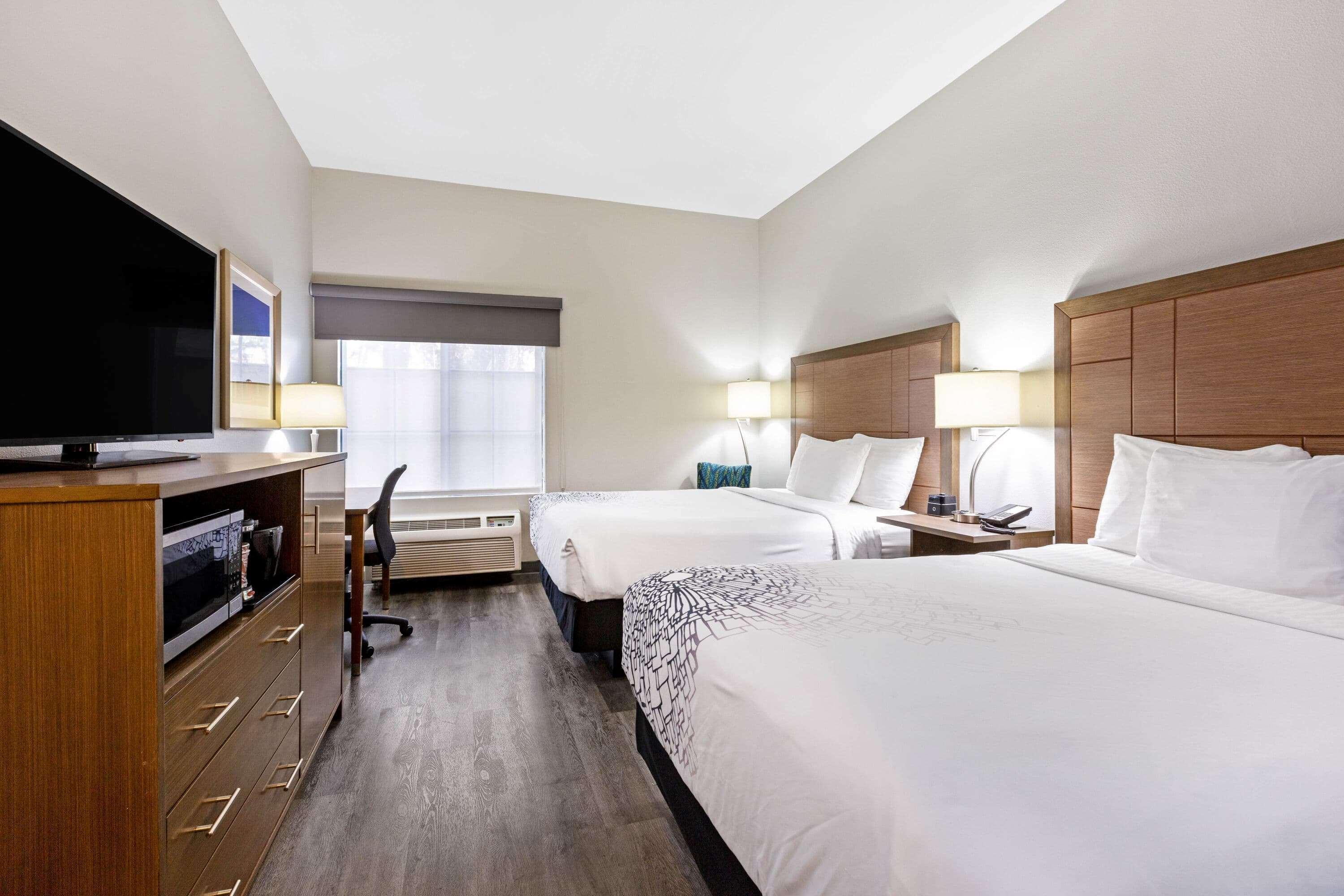 La Quinta By Wyndham Ne Long Beach/Cypress Hawaiian Gardens Экстерьер фото