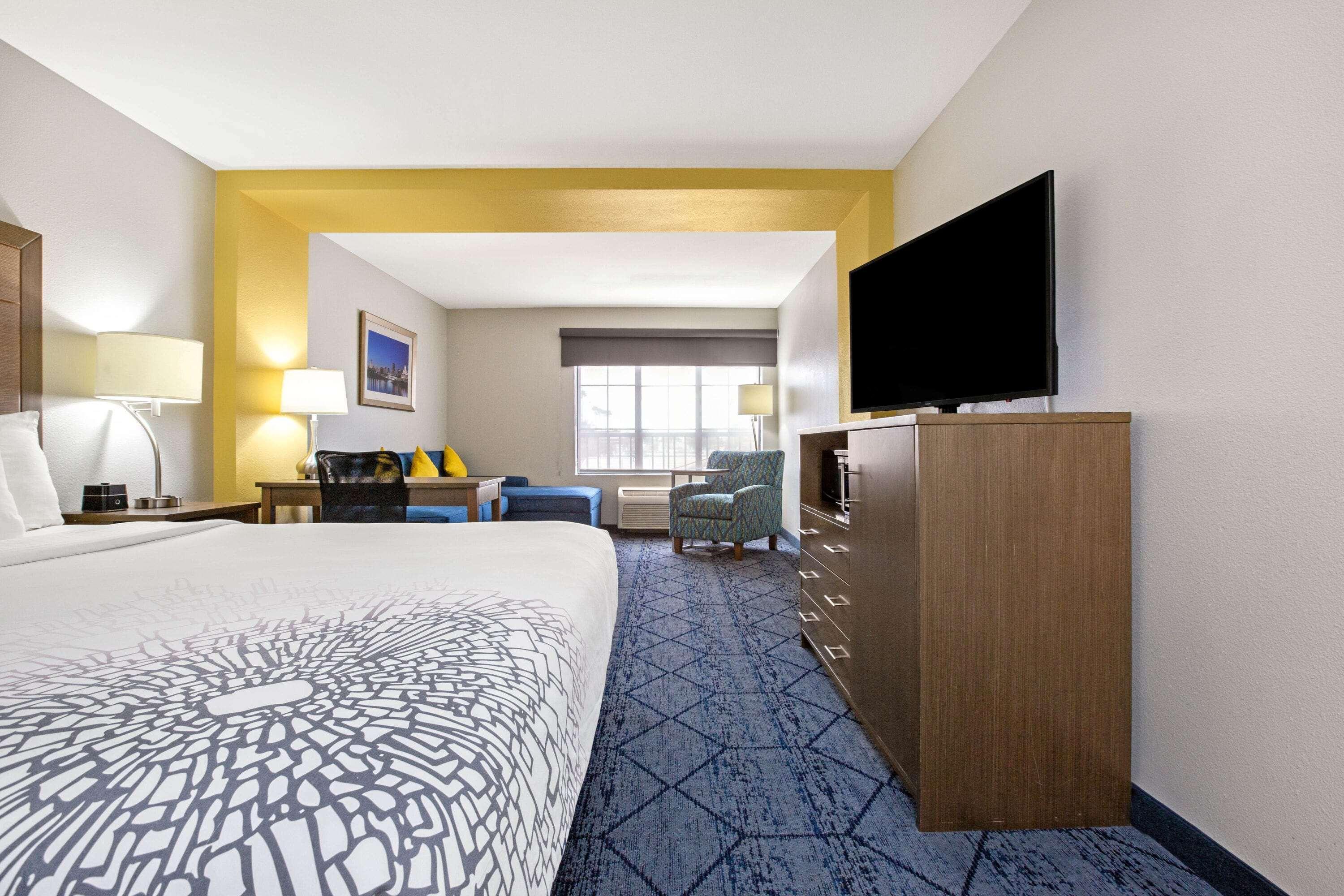 La Quinta By Wyndham Ne Long Beach/Cypress Hawaiian Gardens Экстерьер фото