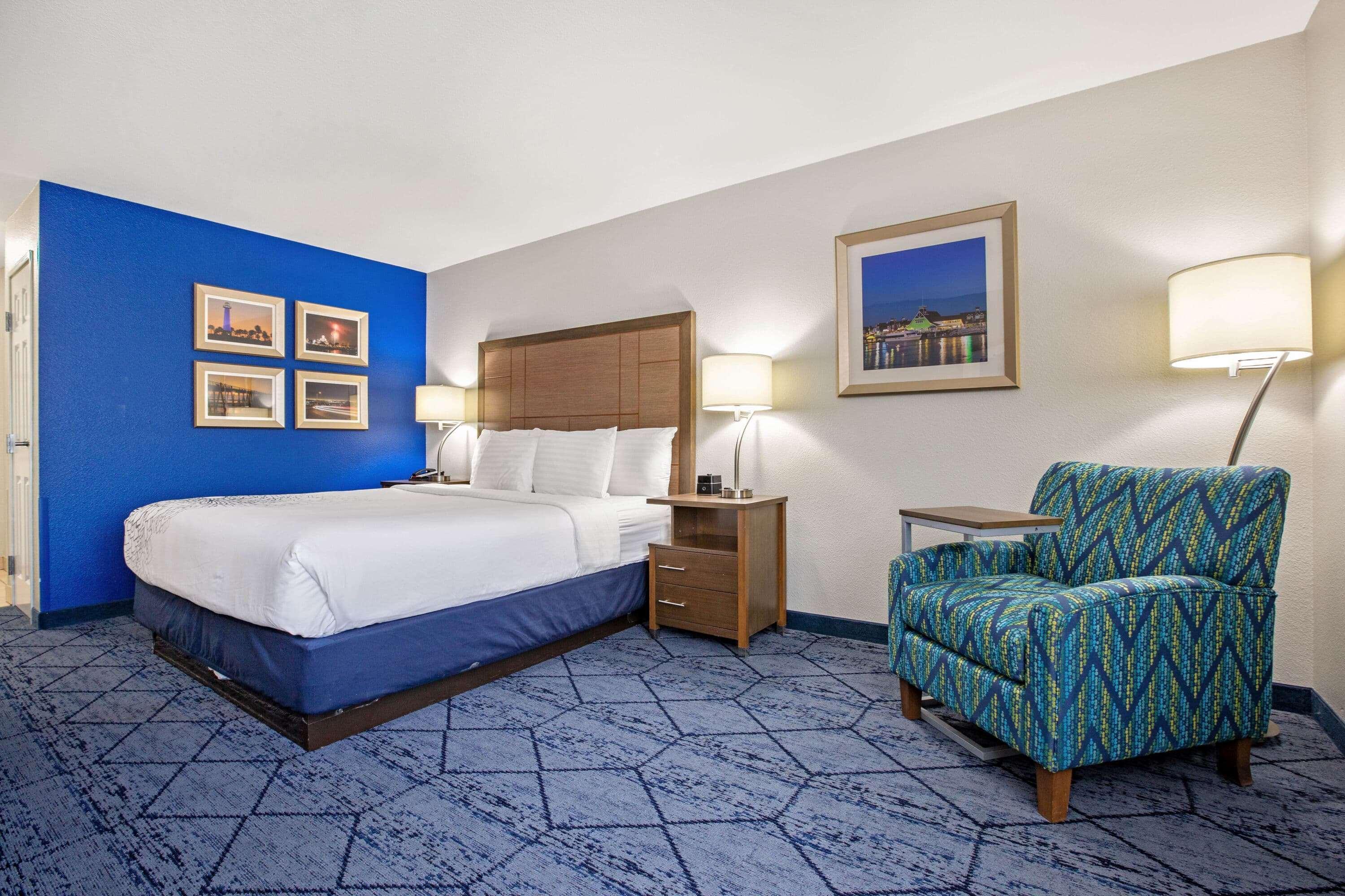 La Quinta By Wyndham Ne Long Beach/Cypress Hawaiian Gardens Экстерьер фото
