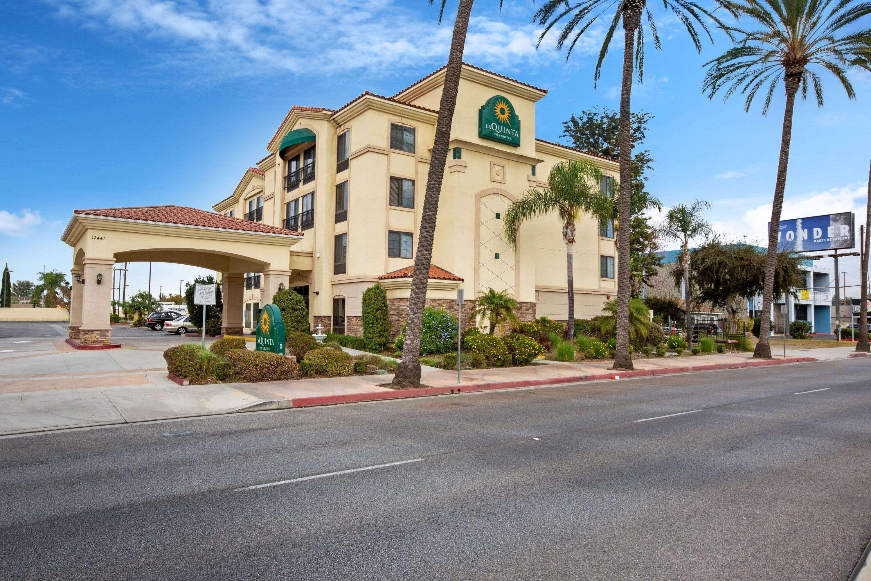 La Quinta By Wyndham Ne Long Beach/Cypress Hawaiian Gardens Экстерьер фото